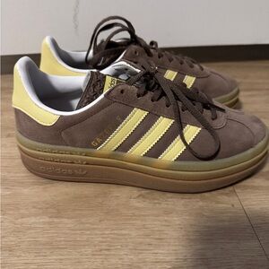 Adidas Women's Brown and Yellow Sneakers